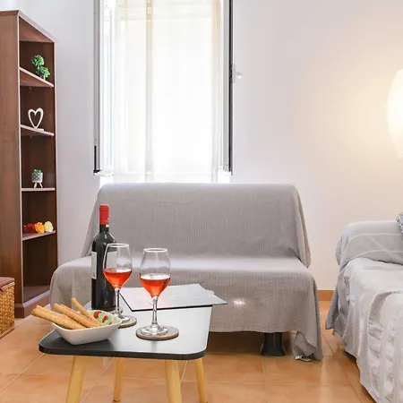 Zoi's Apartment